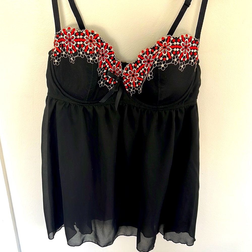 Cacique Babydoll Lingerie with Embroidered Accents and Sheer Body 18/20